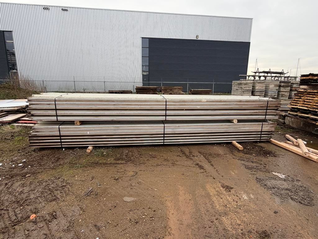 Dakplaten sandwichpanelen 13,3m te koop, Ophalen, Gebruikt