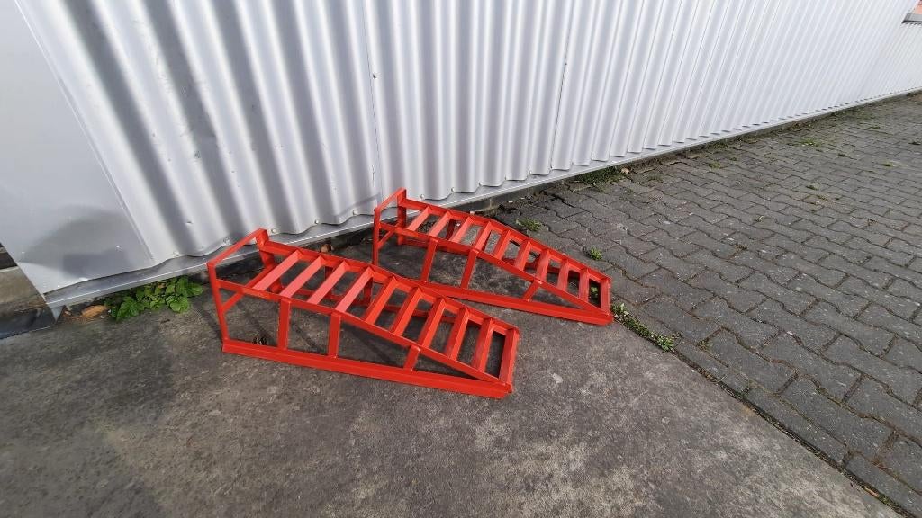 ACTIE nieuw set oprijbokken 2 ton 2000kg rood 20cm hoog, Garagekrik, Rima, Nieuw, Ophalen of Verzenden