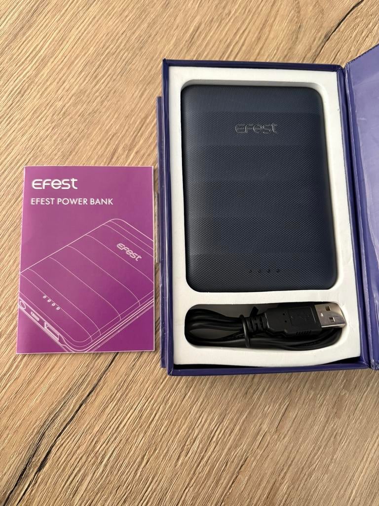 Powerbank efest NIEUW!, Ophalen, Nieuw