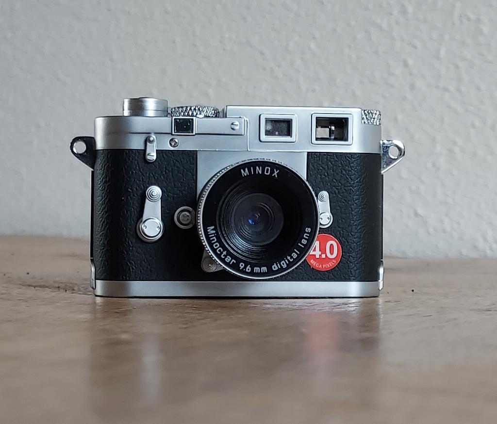 MINOX Digital Classic Camera Leica M3 4.0, Gebruikt, Verzenden, Compact, 4 Megapixel