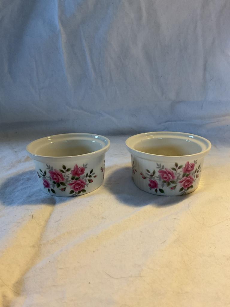 Wedgwood Ramekins met Roosjes, Antiek en Kunst, Ophalen of Verzenden