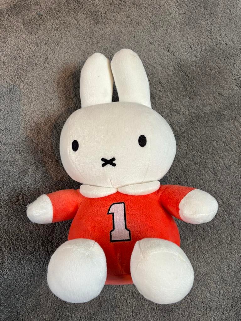 Nijntje Knuffel met Muziek, Ophalen of Verzenden, Gebruikt, Konijn