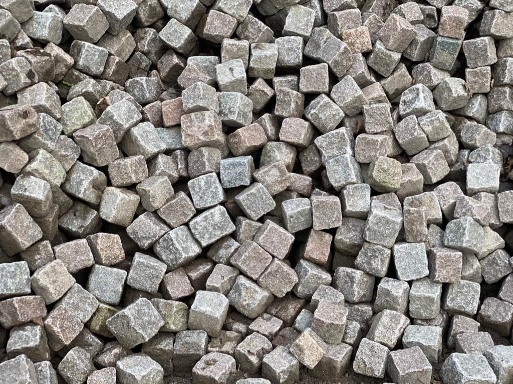 Circa 120 m2 Portugees granieten keitjes, Tuin en Terras, Ophalen of Verzenden, Zo goed als nieuw, Graniet