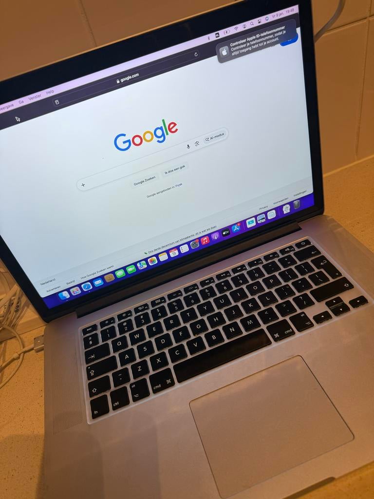 MacBook Pro 15-inch Mid 2015 - izgs, MacBook Pro, Gebruikt, 256 GB, 2 tot 3 Ghz