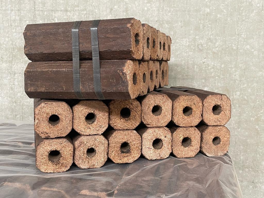 Pinikay / pini kay briketten Nederlandse Top kwaliteit 10kg, Minder dan 3 m³, Ophalen, Overige houtsoorten, Blokken