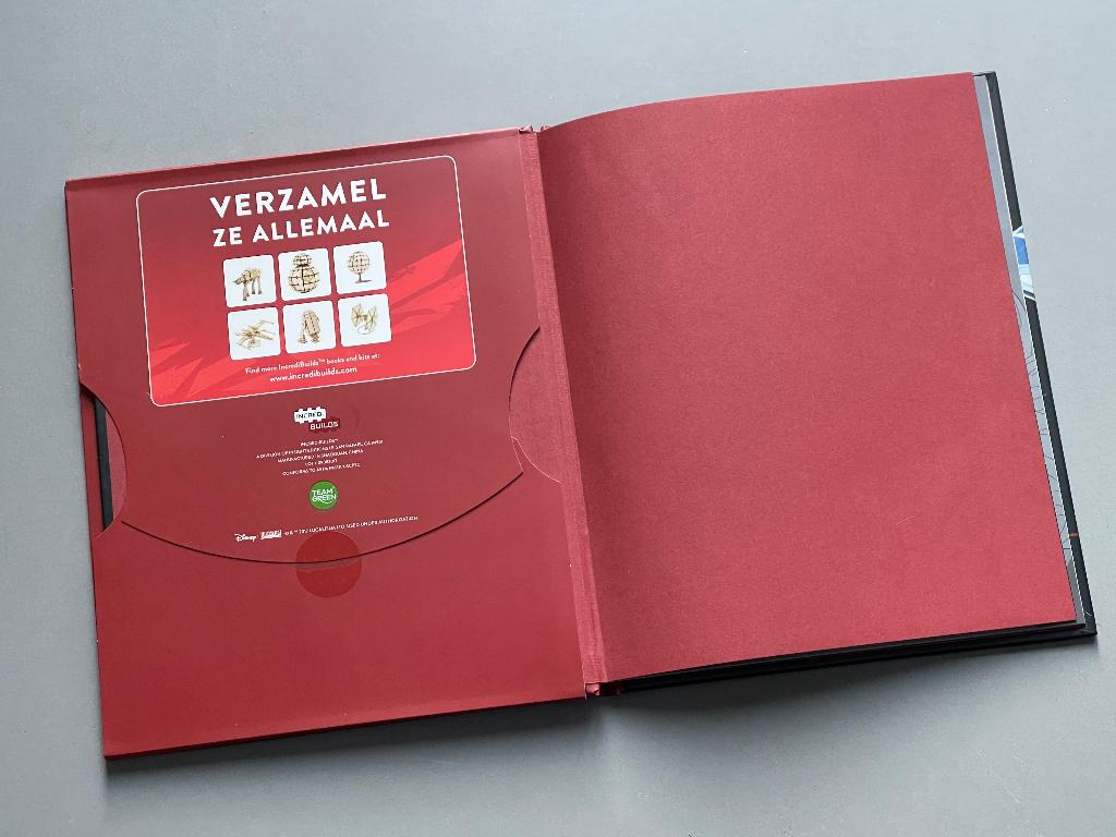 A-wing Deluxe Boek met houtmodel Star Wars  Nieuw, Ophalen of Verzenden, Overige typen