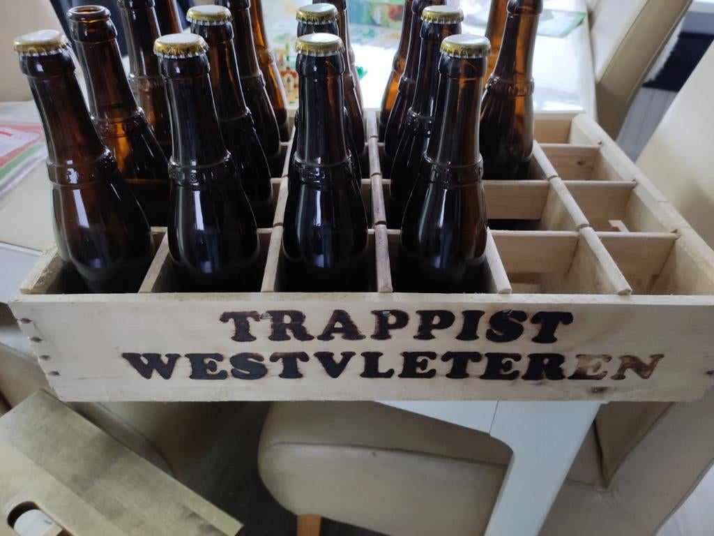 Westvleteren Trappist Bier - Volle Krat, Verzamelen, Ophalen of Verzenden, Zo goed als nieuw, Flesje(s), Overige merken
