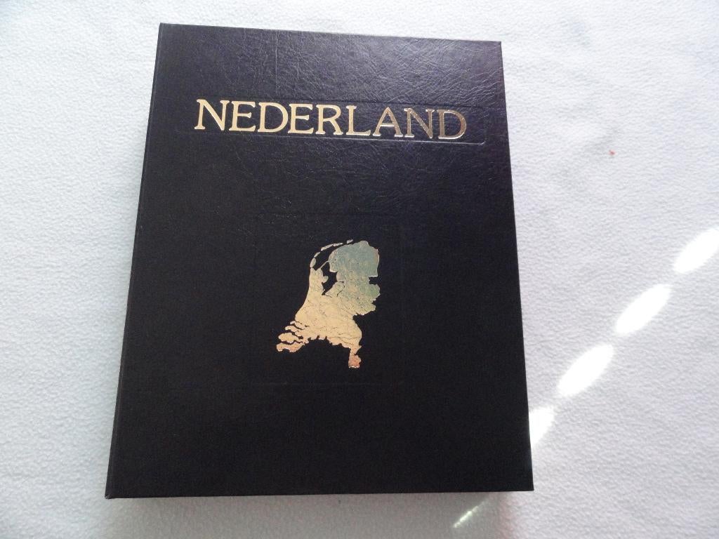 K375 OPRUIMING: verzameling Nederland, Postzegels en Munten, Postzegels | Nederland, Ophalen of Verzenden