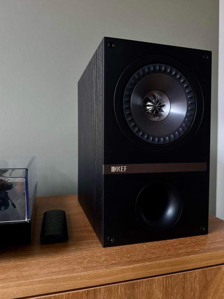 KEF Q100 boekenplank speakers - Zo goed als nieuw, Zo goed als nieuw, 60 tot 120 watt, Front, Rear of Stereo speakers, Ophalen