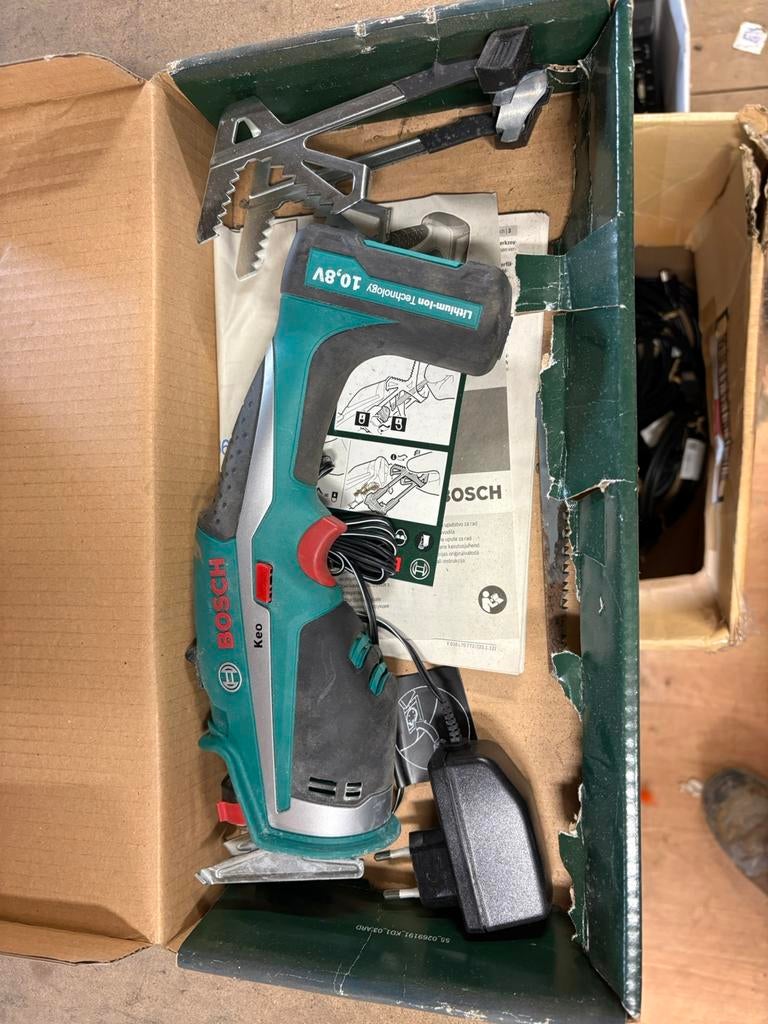 Bosch keo zaagmachine recipro accu tuinzaag, Doe-het-zelf en Verbouw, Gereedschap | Zaagmachines, Gebruikt, Ophalen of Verzenden