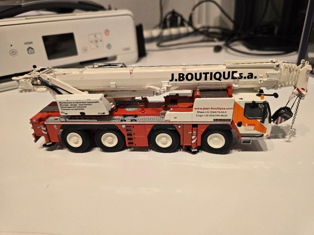 Liebherr kraan J.Boutique S.A., Ophalen of Verzenden, Gebruikt, Hijskraan, Tractor of Landbouw, NZG