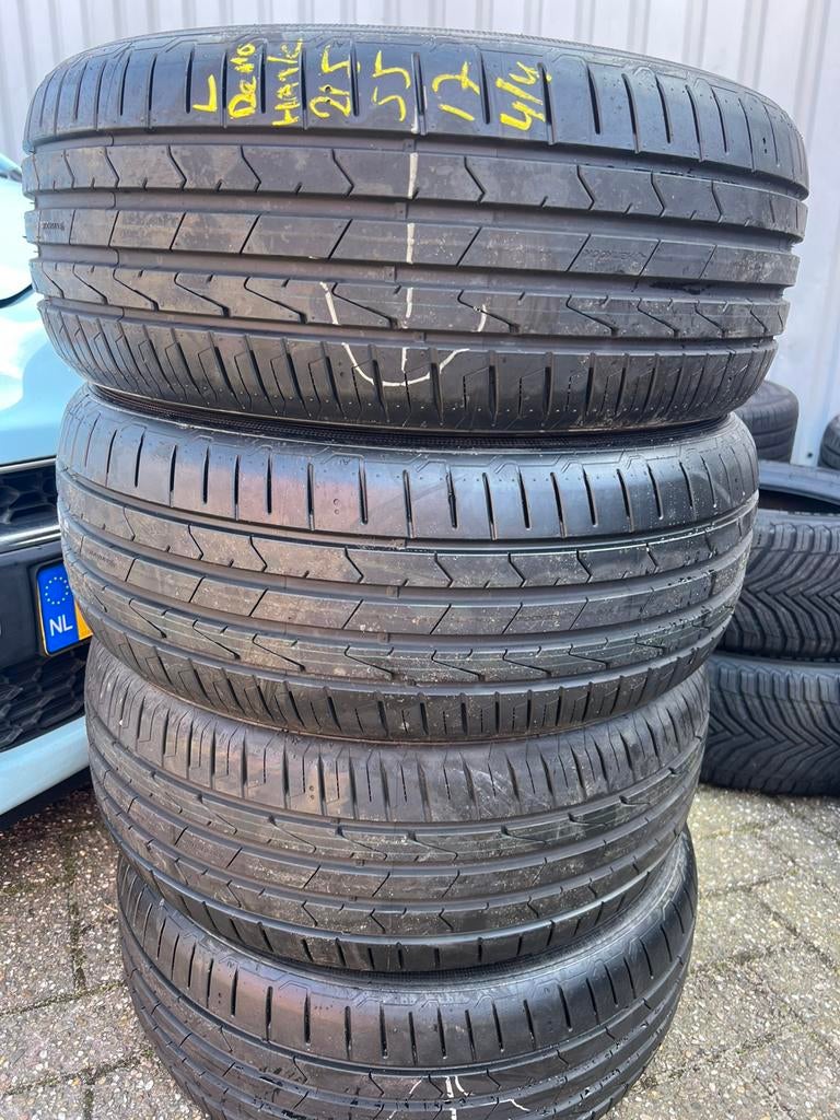 Hankook Zomer Banden (nieuwe) 215/55/17, Ophalen, 215 mm, Nieuw, 17 inch