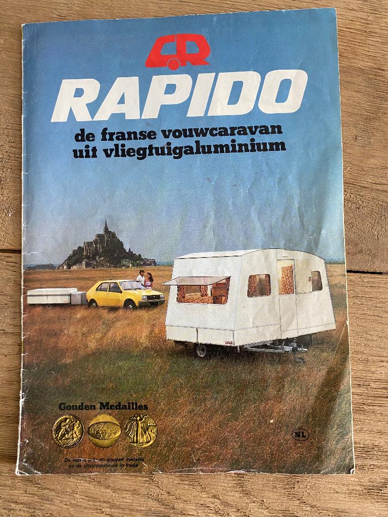 Vouwcaravan, Caravans en Kamperen, Caravans, Treinzit, 4 tot 5 meter, Luifel, Tot en met 4