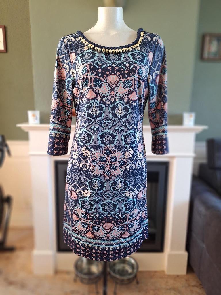 K-Design K design mooie hals en rug detail jurk XL, Kleding | Dames, Jurken, Zo goed als nieuw, Maat 46/48 (XL) of groter, Blauw