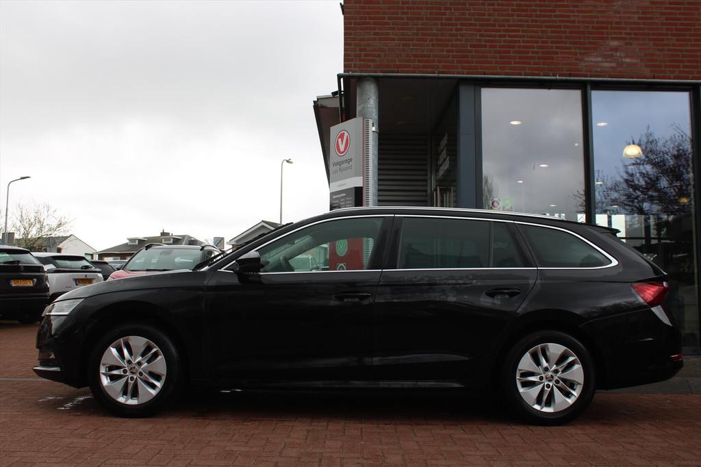SKODA Octavia Combi 1.0 TSI *Business* | Trekhaak | Carplay, Metallic lak, Stof, Gebruikt, Zwart