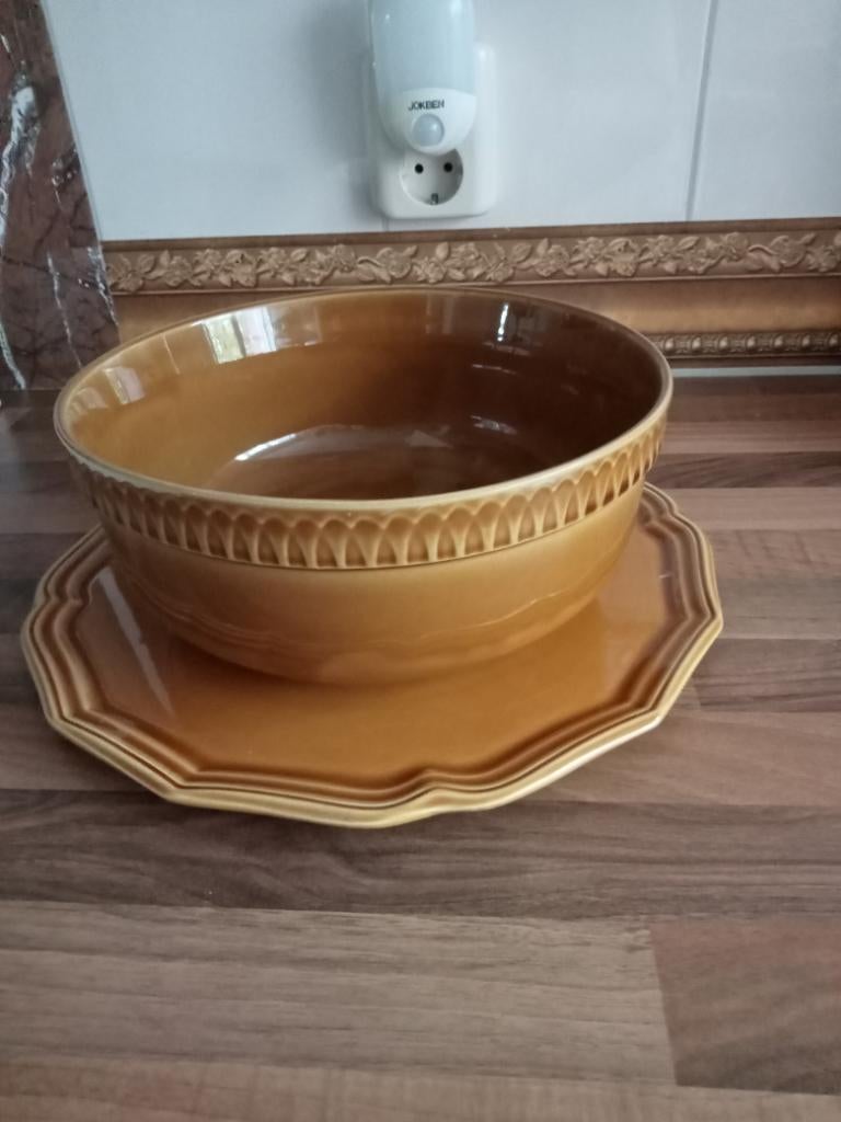 Vintage geglazuurde set van kom en bord, Huis en Inrichting, Keuken | Servies, Zo goed als nieuw, Bord(en), Overige stijlen, Aardewerk