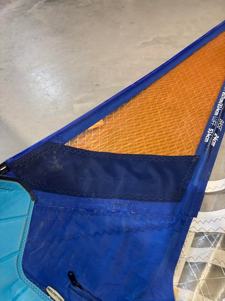 Neilpryde RS Racing EVO XII 8.2, Ophalen, 7 m² of meer, Zeil, Gebruikt