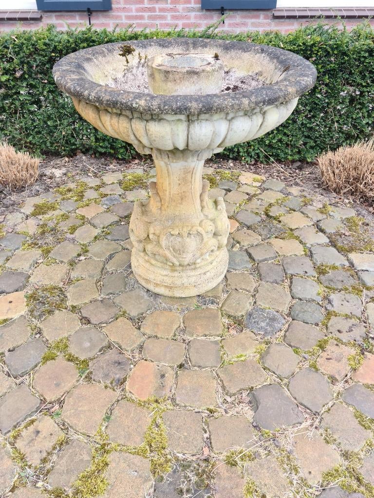 Betonnen waterornament, Ophalen, Gebruikt, Beton, Waterornament