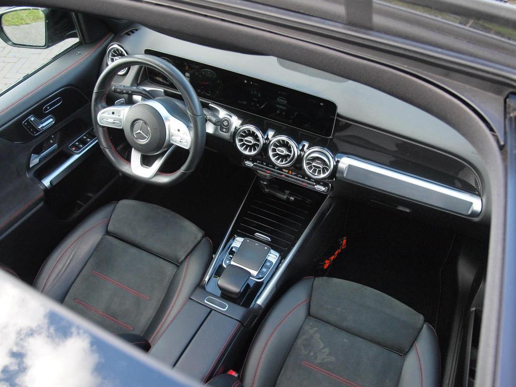 Mercedes-Benz GLB 200 Business Solution AMG 7 persoons | Pan, Stof, 4 cilinders, 7 stoelen, Origineel Nederlands