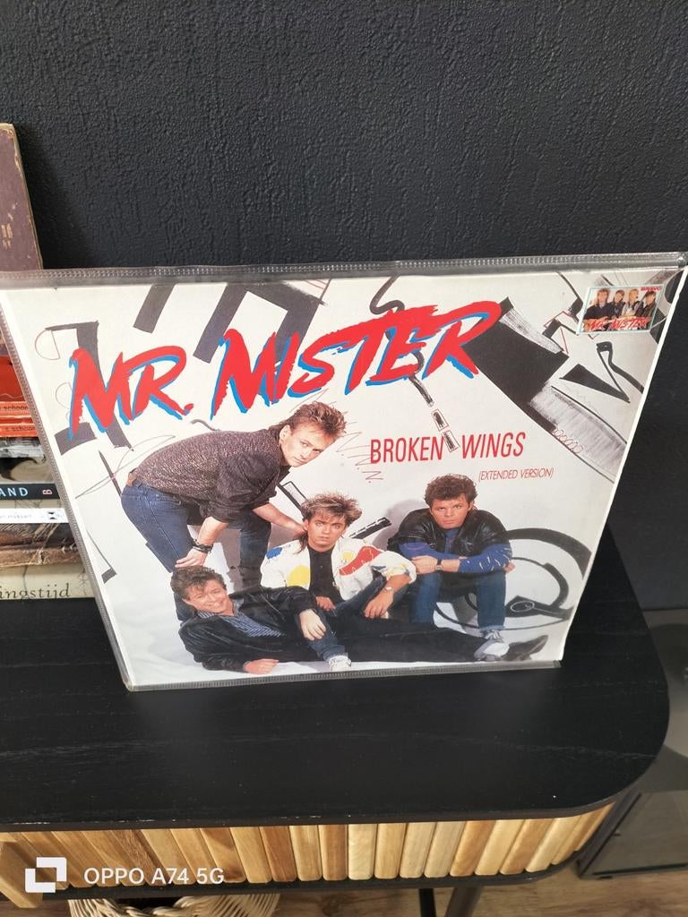 Mr. Mister - Broken Wings 12 inch (goede staat), Cd's en Dvd's, Vinyl | Pop, Gebruikt, Beschermende buitenhoes, 1980 - 1989, 12 inch