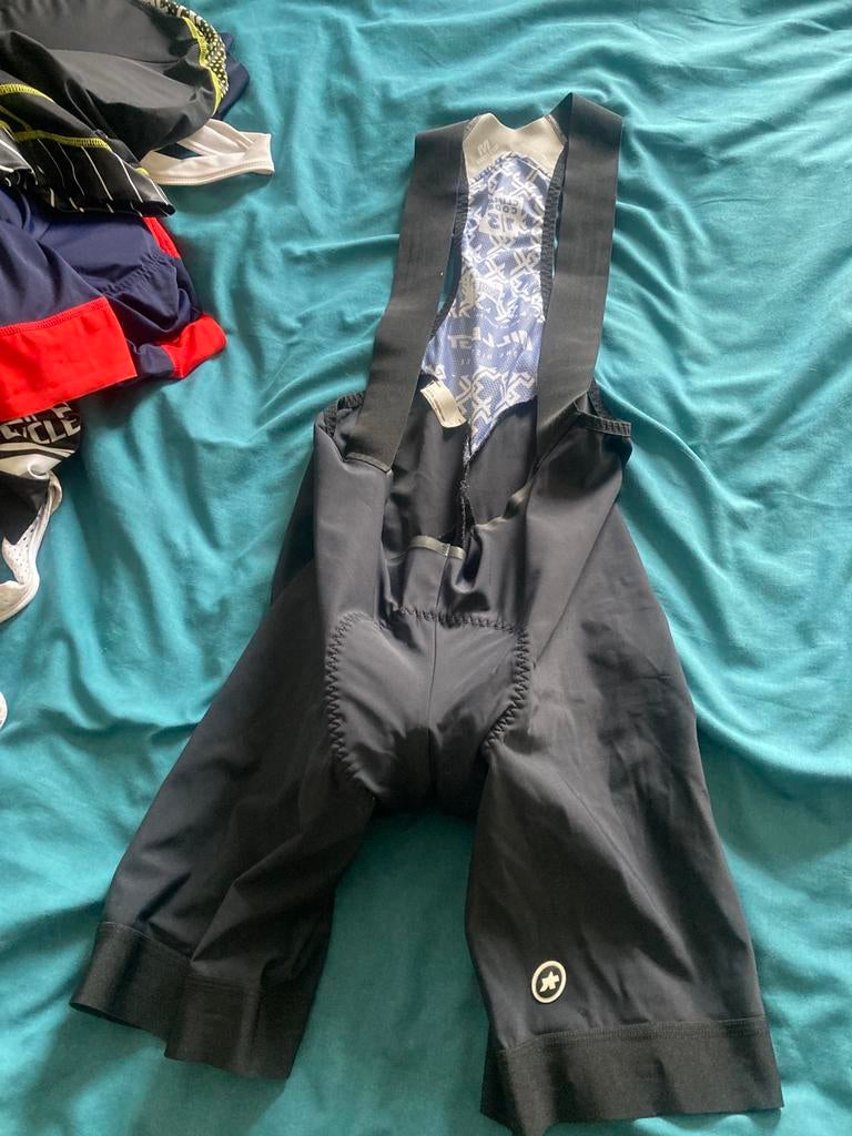 Nette fieysbroek assos mille gt, Fietsen en Brommers, Fietsaccessoires | Fietskleding, Zo goed als nieuw, Dames, Bovenkleding