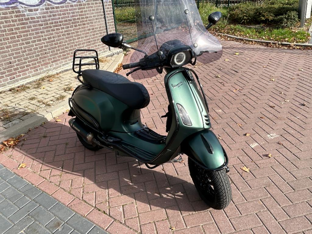 Vespa Sprint IGET Cobra Candy Green 2019 Full Option snor, Fietsen en Brommers, Scooters | Vespa, Ophalen, Gebruikt, Overige modellen
