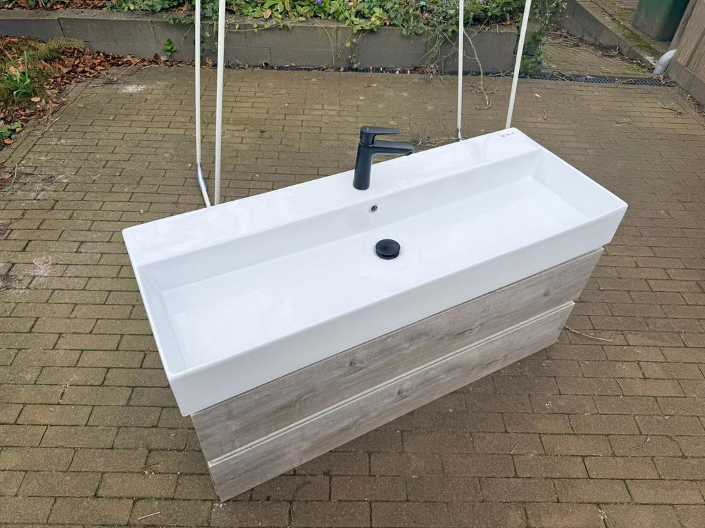 120cm badkamermeubel softclose met kraan en led spiegel, Huis en Inrichting, Badkamer | Badkamermeubels, Ophalen, 100 tot 150 cm