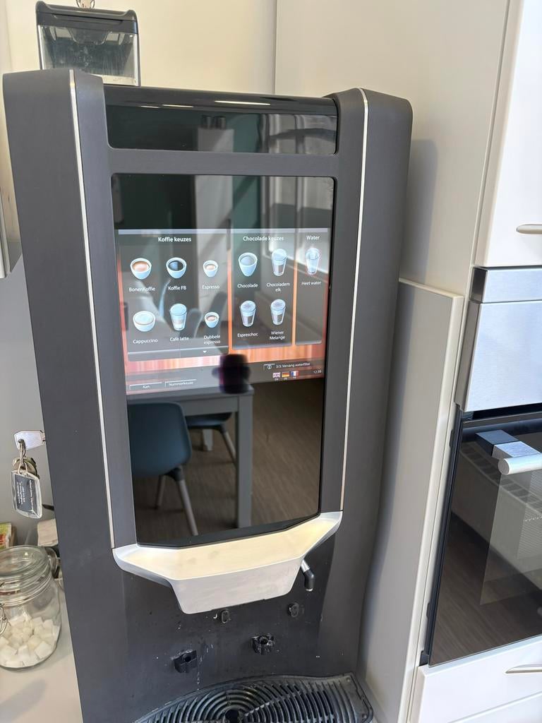 Volautomatische bonen koffiemachine, Ophalen, Gebruikt, Koffiemachine, Koffiebonen