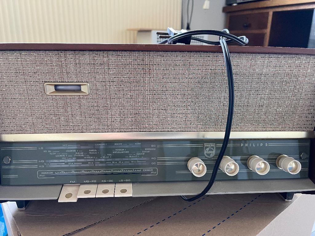 Philips radio, Audio, Tv en Foto, Radio's, Ophalen of Verzenden, Gebruikt, Radio