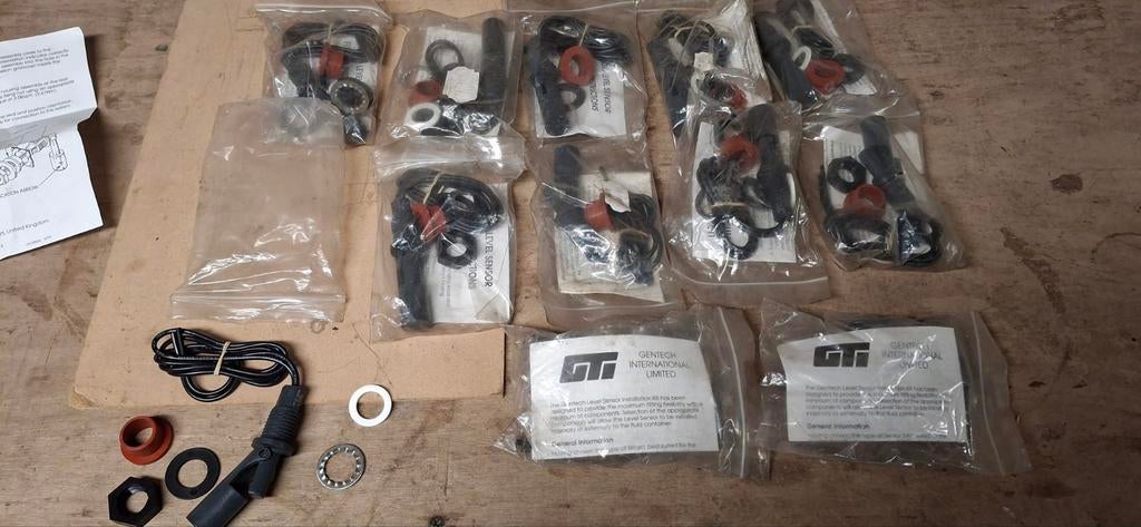 Nieuwe Level Switch / Vlotterschakelaar, Doe-het-zelf en Verbouw, Meetapparatuur, Nieuw, Ophalen of Verzenden