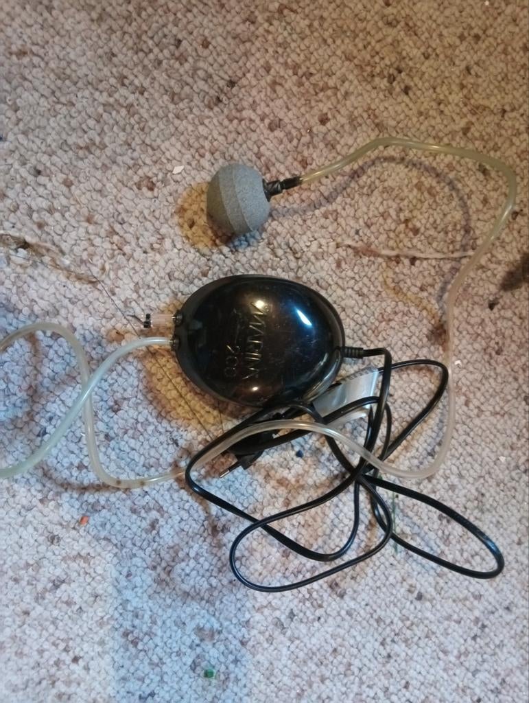 Aqarium luchtpomp Marina 200, Ophalen