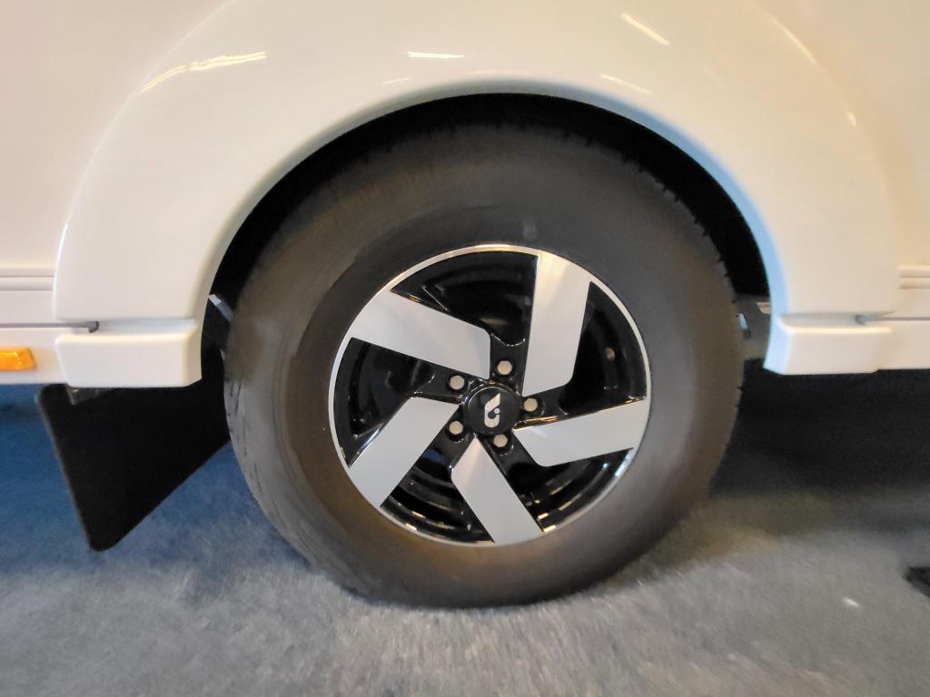 Adria Adora 573 PT; van € 43.908 voor € 40, Rondzit, Bedrijf, Adria, Tot en met 6