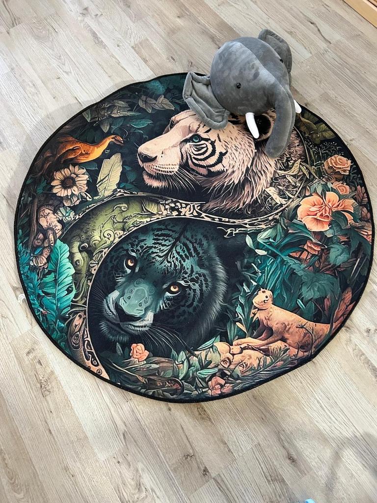 Jungle vloerkleed met olifantenkop - Unieke decoratie, Ophalen, 100 tot 150 cm, Rond, Zo goed als nieuw
