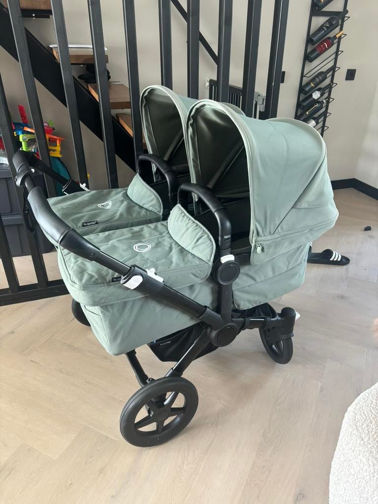 Bugaboo donkey 5 duo in de kleur forest green met maxicosi!, Ophalen, Zo goed als nieuw, Kinderwagen of Buggy