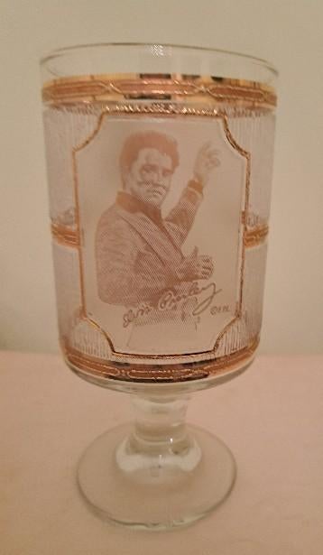 Elvis Presley glas op voet, met 14 k gouden opdruk., Verzamelen, Ophalen of Verzenden, Nieuw