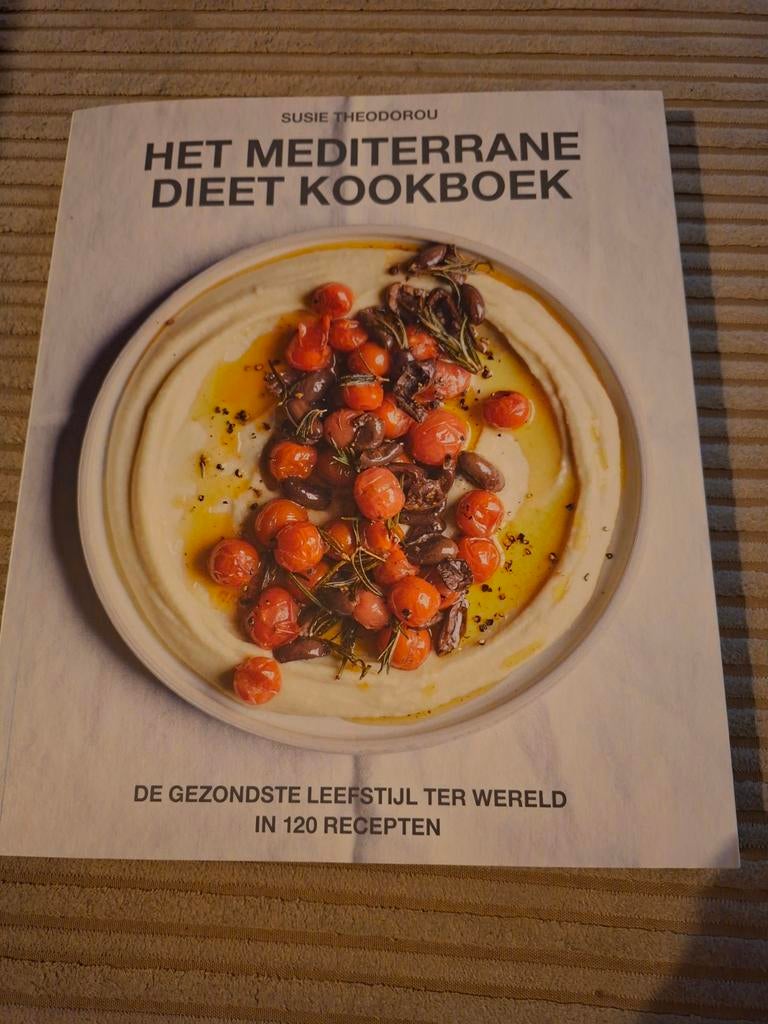 Susie Theodorou - Het mediterrane dieet kookboek, Boeken, Italië, Susie Theodorou, Ophalen of Verzenden, Zo goed als nieuw
