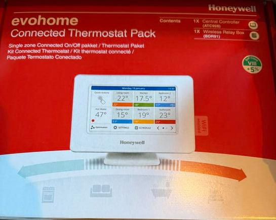 Honeywell EvoHome systeem met 6 radiatorkranen en knoppen, Doe-het-zelf en Verbouw, Thermostaten, Ophalen, Slimme thermostaat
