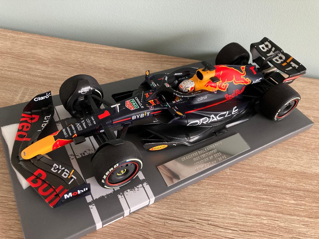 ✅ Max Verstappen editie 92 1:18 Winner Canadian GP 2022 RB18, Ophalen of Verzenden, Nieuw, Formule 1