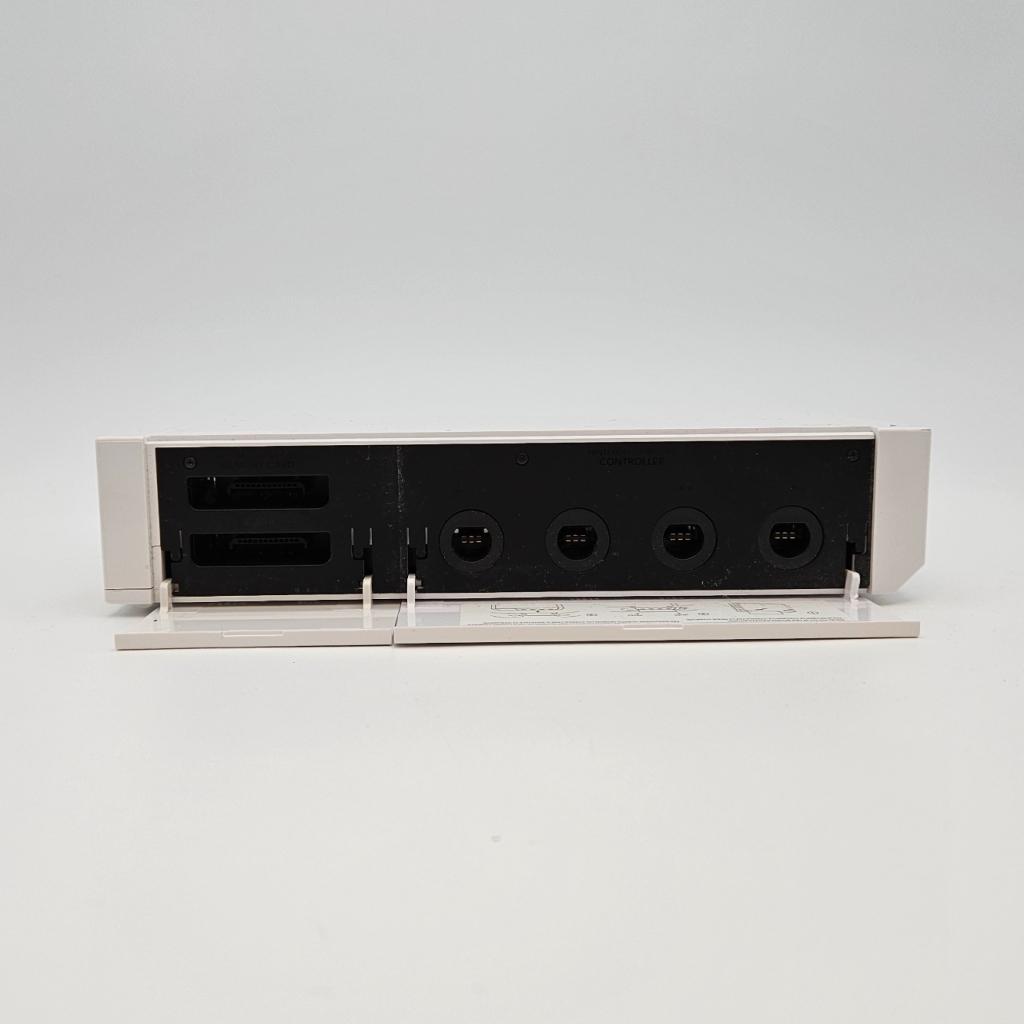 Nintendo Wii Wit Compleet in Nette Staat, Nintendo, Zo goed als nieuw, Support@nintendo.com, 11-1 Hokotate-cho, Kamitoba, Minami-ku
Kyoto 601-8501
Japan