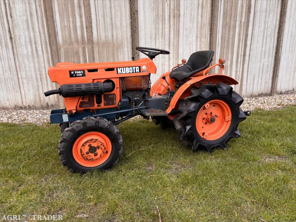 Kubota B7001 4WD - 17 PK diesel - incl. grote beurt - marge, Kubota, -, -, Voertuig of Aanhanger