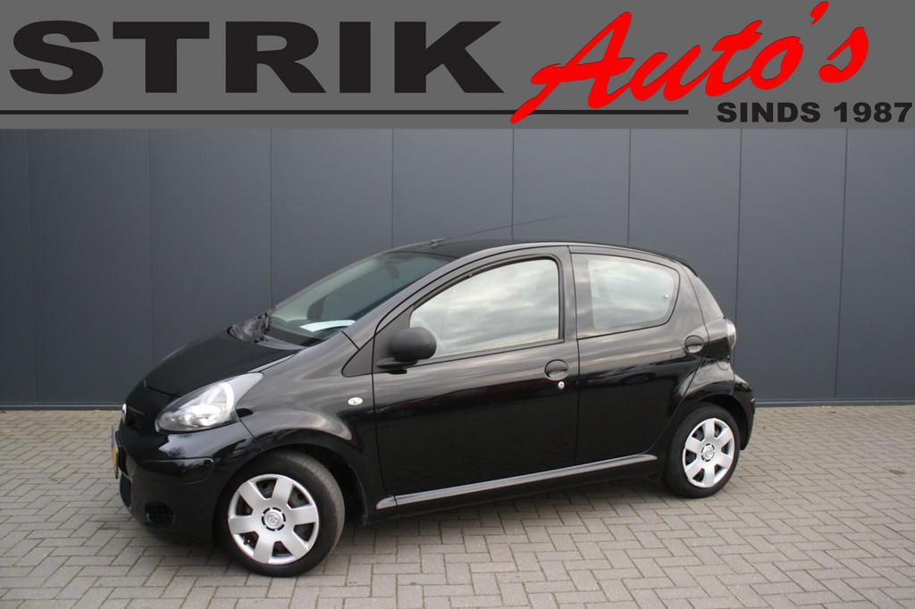 Toyota Aygo 1.0-12V Cool AIRCO - 5-DEURS- 2e EIGENAAR, Auto's, Voorwielaandrijving, Euro 5, Stof, Gebruikt