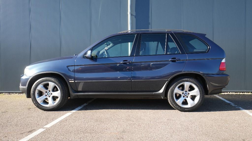 BMW X5 4.4 I AUT 2004 Blauw, Auto's, Automaat, 2095 kg, Open dak, Bedrijf