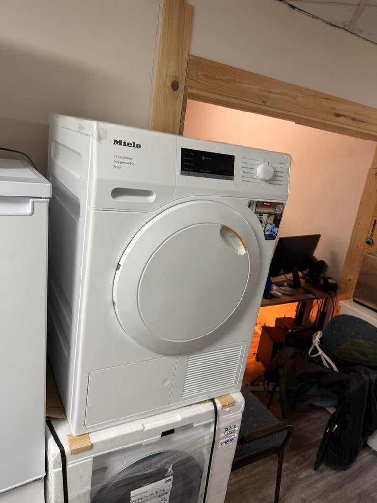 Miele wedo34wps 8kg nieuwe A+ 1400 toerental, 1200 tot 1600 toeren, Nieuw, Ophalen of Verzenden, Energieklasse A of zuiniger