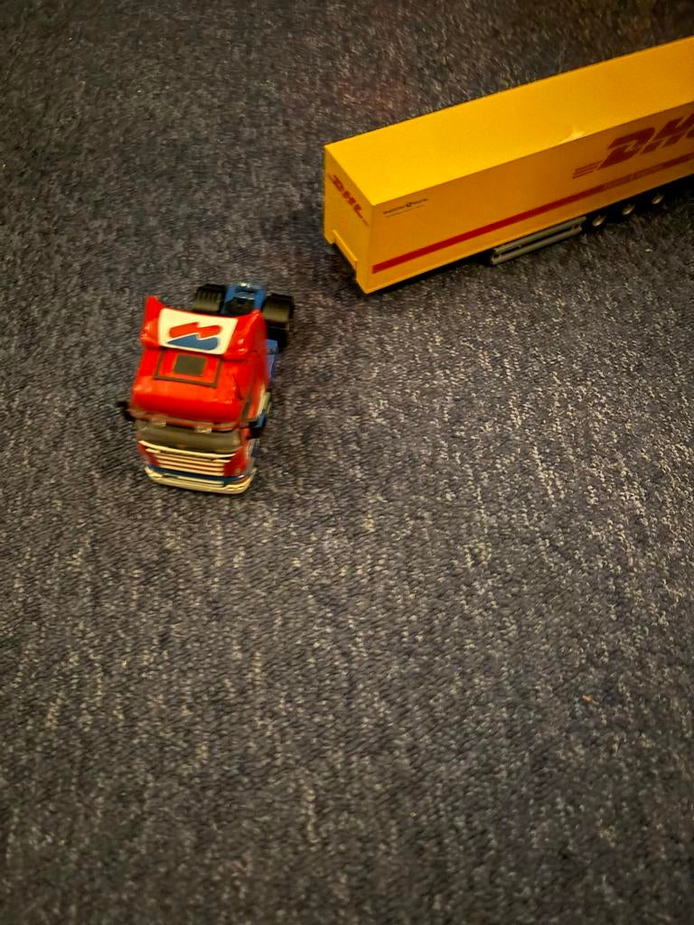 DHL vrachtwagen model, Ophalen of Verzenden, Gebruikt, Bus of Vrachtwagen