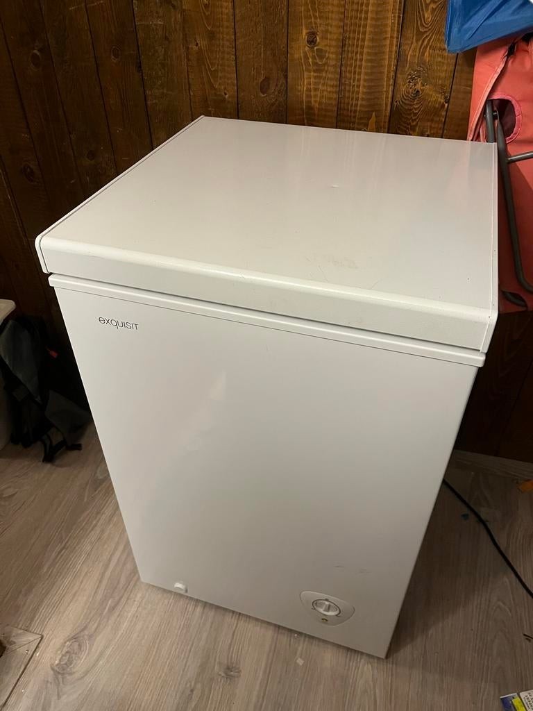 Exquisit Vrieskist A+ Tafelmodel - Compact en Ruim, Witgoed en Apparatuur, Vriezers en Diepvrieskisten, Vrieskist, Minder dan 85 cm
