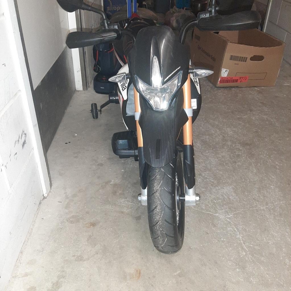 Aprilia kindermotor met zijwieltjes, Ophalen of Verzenden