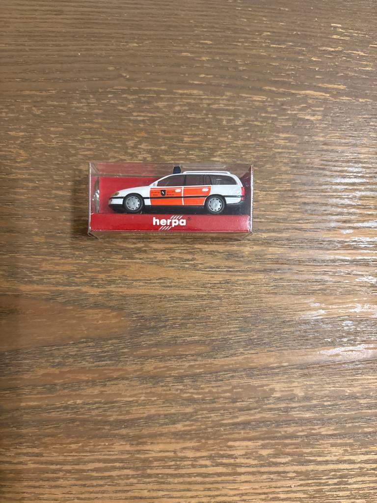 Herpa Opel Omega CL Brandweer Großbieberau Modelauto, Ophalen of Verzenden, Nieuw, Auto, Overige merken