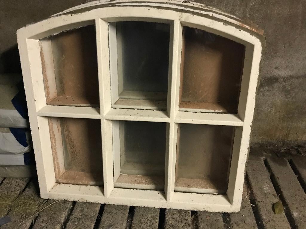 beton  stal raam, Gebruikt, Minder dan 80 cm, Minder dan 80 cm, Overige typen