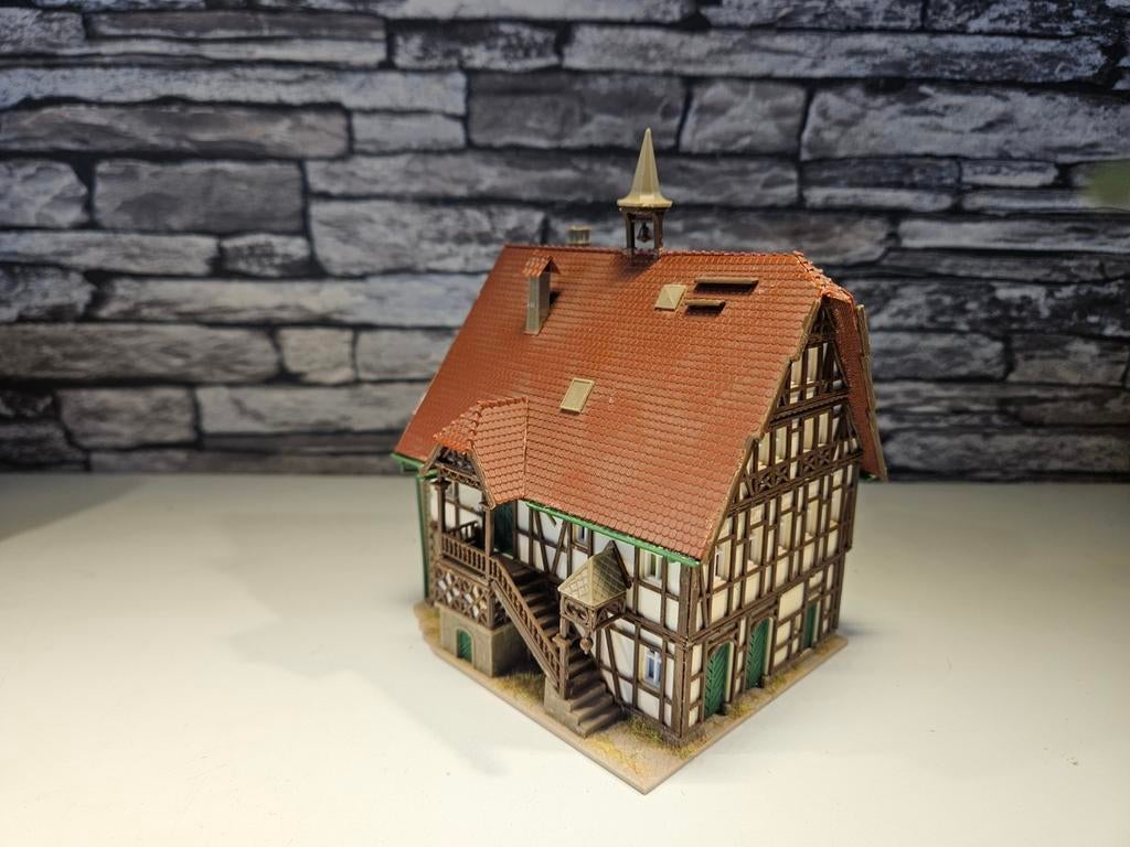 Vakwerkhuis Rathaus N spoor trein 1:160, Hobby en Vrije tijd, Modeltreinen | N-Spoor, Overige merken, Gebruikt, Gelijkstroom of Wisselstroom