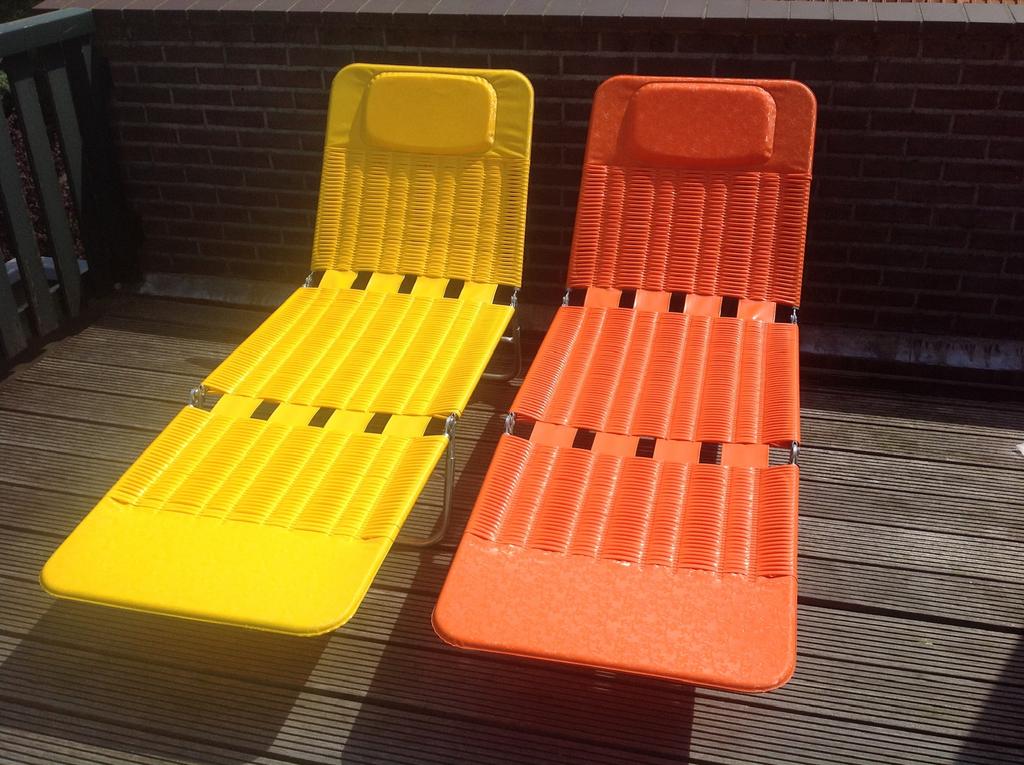 2 x vintage/retro ligbed, strandbed, stretcher merk KURZ, Tuin en Terras, Ligbedden, Ophalen, Zo goed als nieuw, Overige materialen